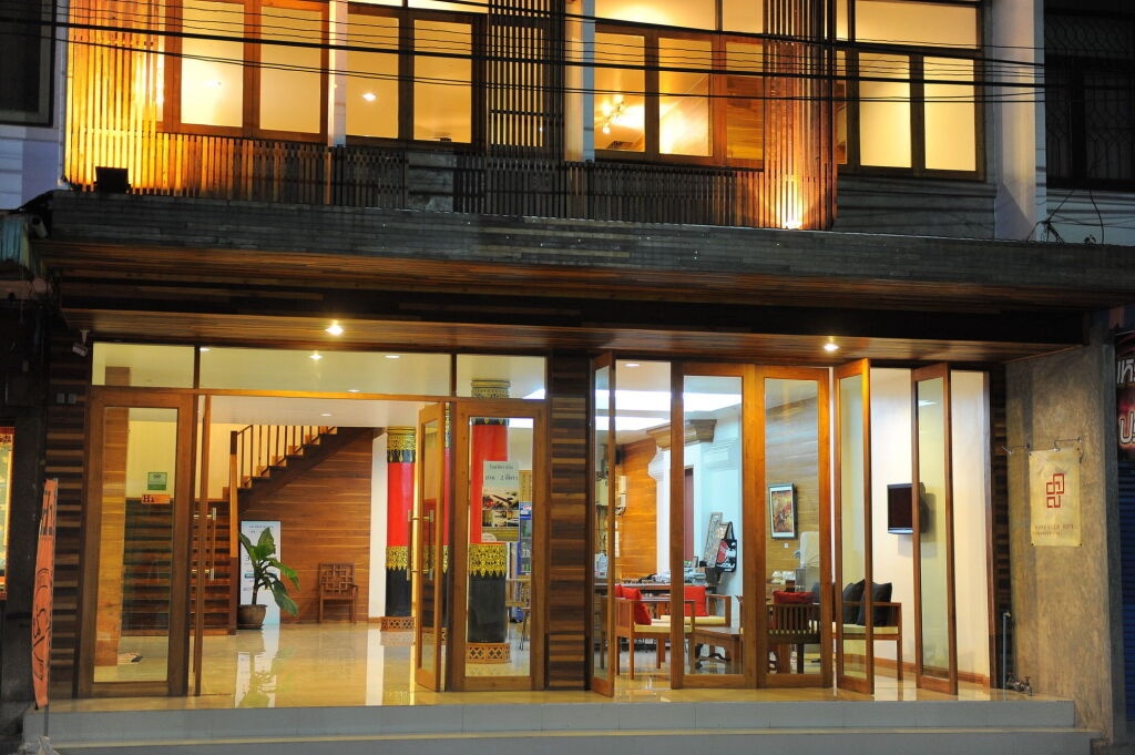 Sukkasem Hotel 2*