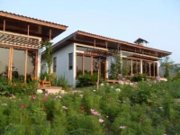 Upcountry Bungalows 3*