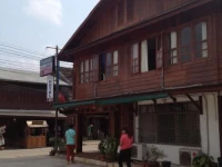Souk Somboon 2*