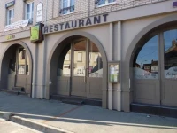 Aux 3 Arcades 2*
