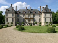 Chateau De Bourron 3*