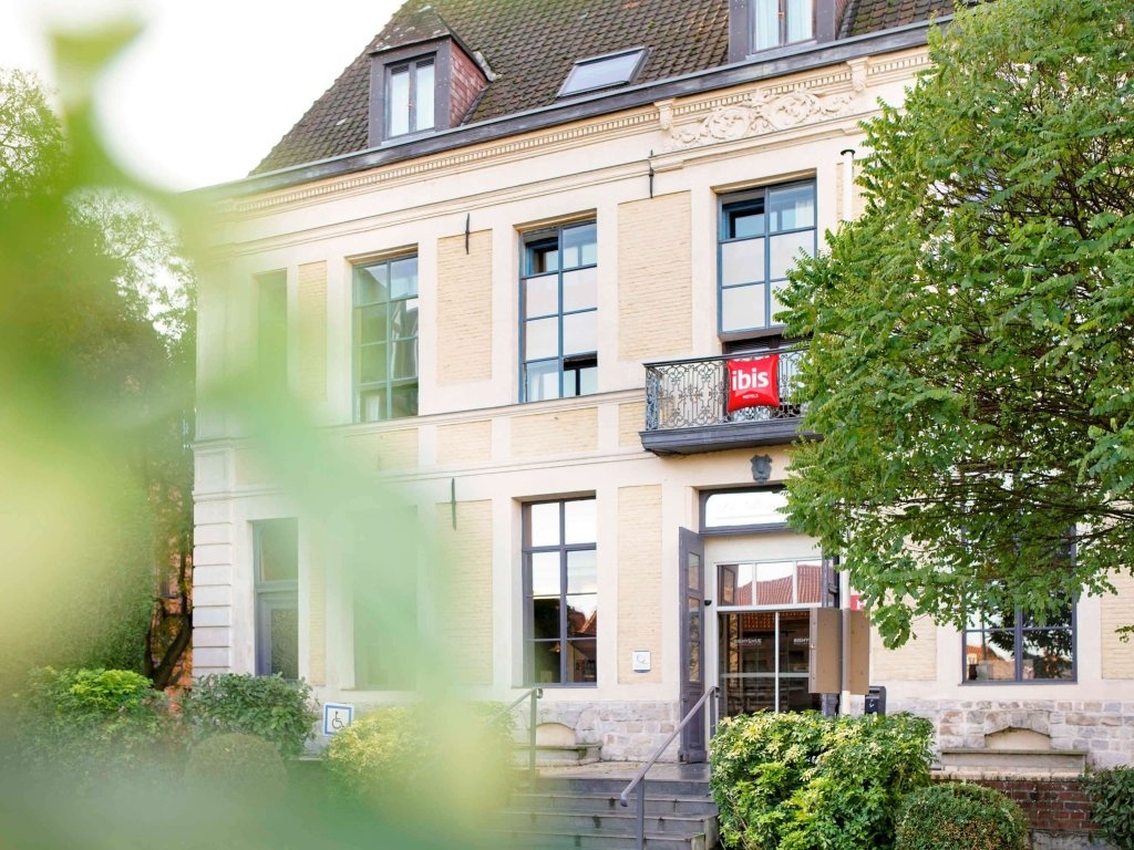 Ibis Douai Centre 2*