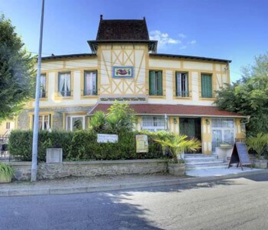 Auberge Des Ecluses 3*