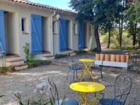 Le Relais Des Lavandins 2*