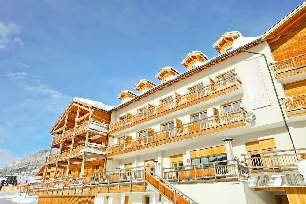 Hotel Le Chalet Blanc 4*