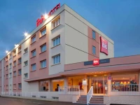 Ibis Tarbes Odos 2*