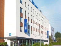 Ibis Budget Santeny 2*