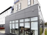 Kyriad Versailles Saint Cyr lEcole 3*
