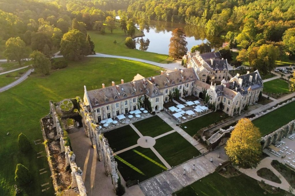 Abbaye Des Vaux De Cernay 4*
