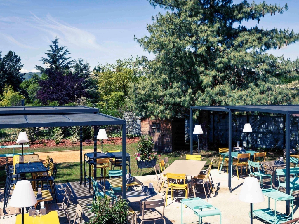 Mercure Lyon Charbonnieres 3*