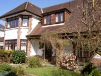 Acorn Villas B&B 
