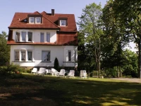 Hotel Pension Villa Holstein 3*