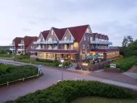 Hotel Strandhof 3*