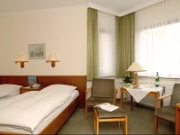 Hotel Nordseehalle 3*