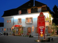 Hotel Axion 3*