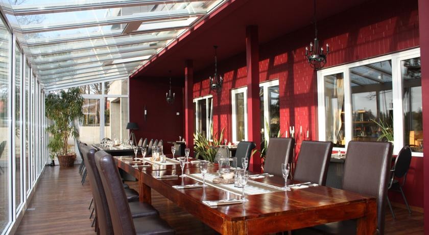 Ringhotel am See 3*