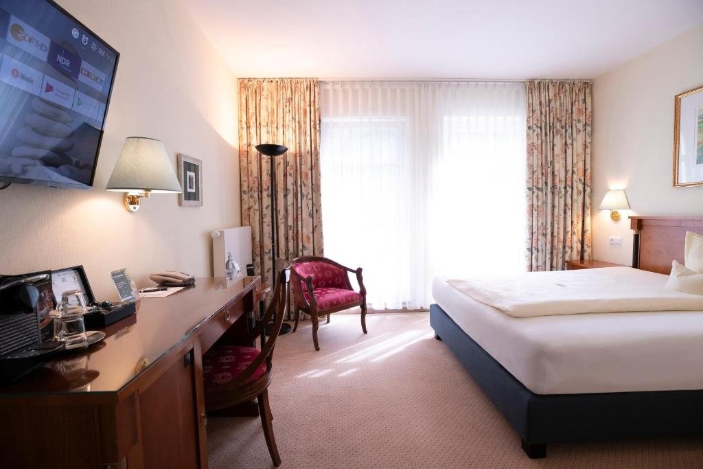 Kurhaus am Inselsee 4*