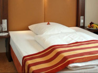 City Partner Augusta Hotel