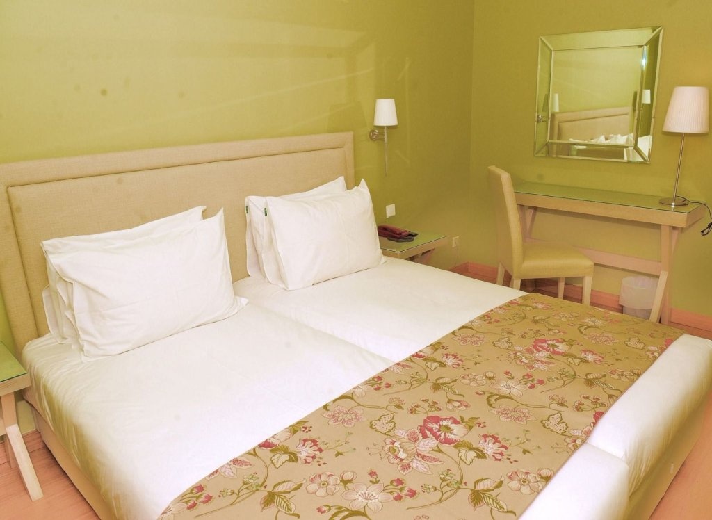 Avra hotel 3*