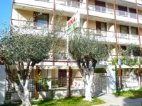 Zina Hotel Apartments 3*