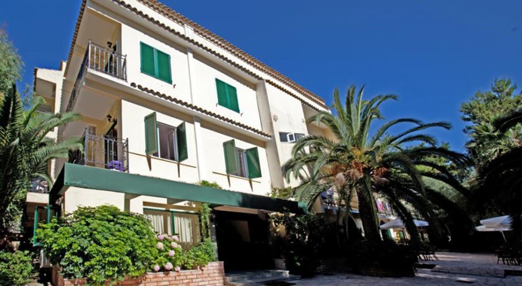 Galaxias Hotel 2*