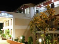 Alexandros 4*