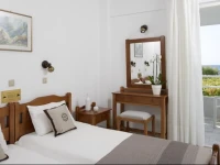 Kouros Bay Hotel 3*