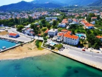 Laios 3*
