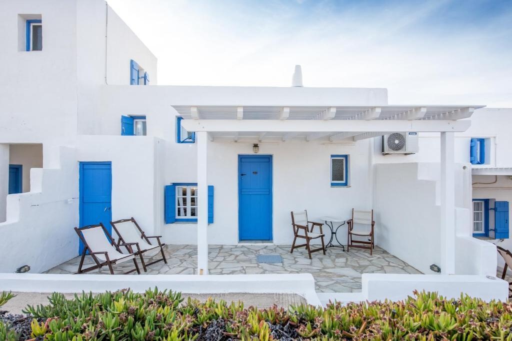 Lighthouse Hotel 4*