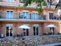 Alexander Apartments 