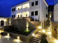 Krinos Suites 3*