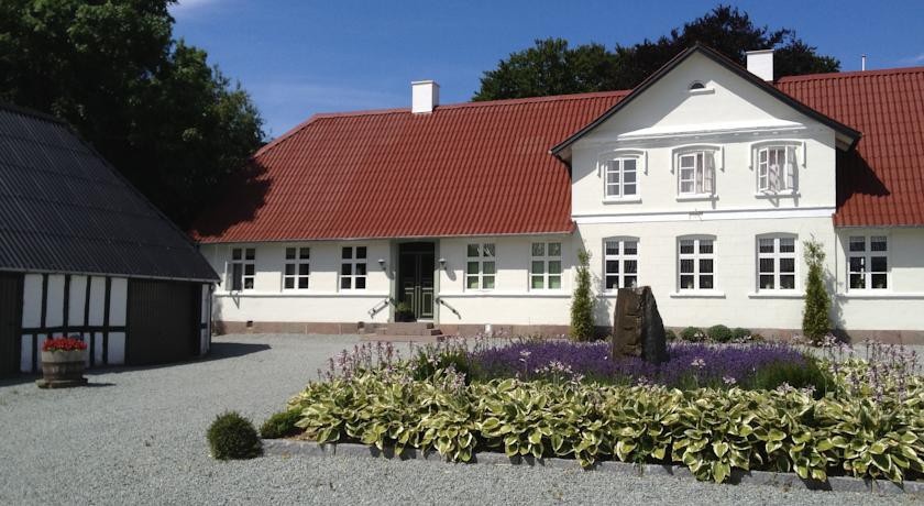 Kvisthoej Bed & Breakfast 2*