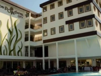 Holiday City Hotel 4*