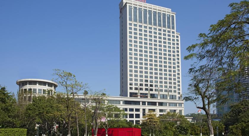 Sheraton Zhongshan Hotel 4*