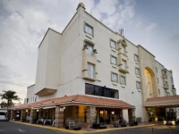 Suites Mexico Plaza Campestre 5*