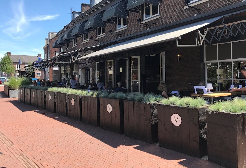 Linge Hotel Elst 3*