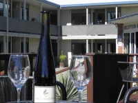 Centennial Court Motor Inn 3*