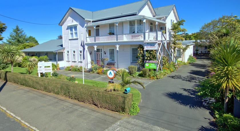 Braemar House 3*