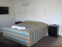 Central Court Motel 3*