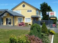 Monarch Motel 3*