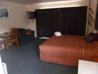 Heritage Court Motel 4*