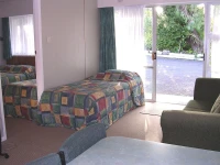 Oakura Beach Motel 3*