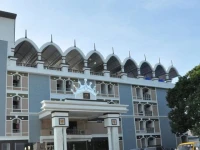 The Queen Palace Hotel 2*