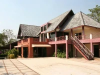 The Maze Resort 2*
