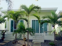 Charlies Bungalows 2*