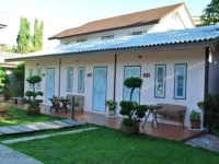 Natcha Guest House 2*