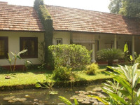Old Harbour Hotel