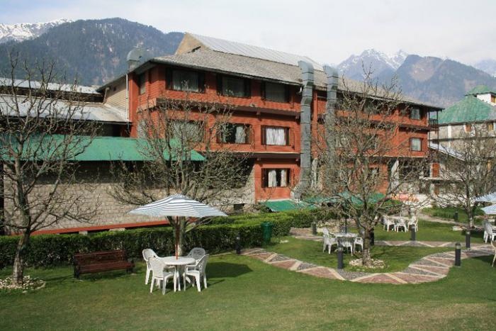 Honeymoon Inn Manali 4*