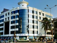 Marine Plaza 5*