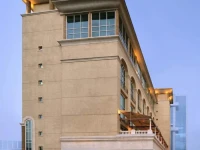 Majestic Court Sarovar Portico 4*